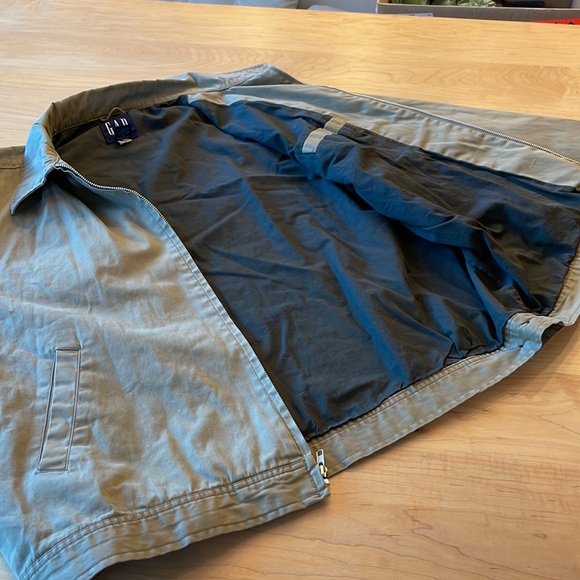 Gap Jacket - Picture 5 of 6